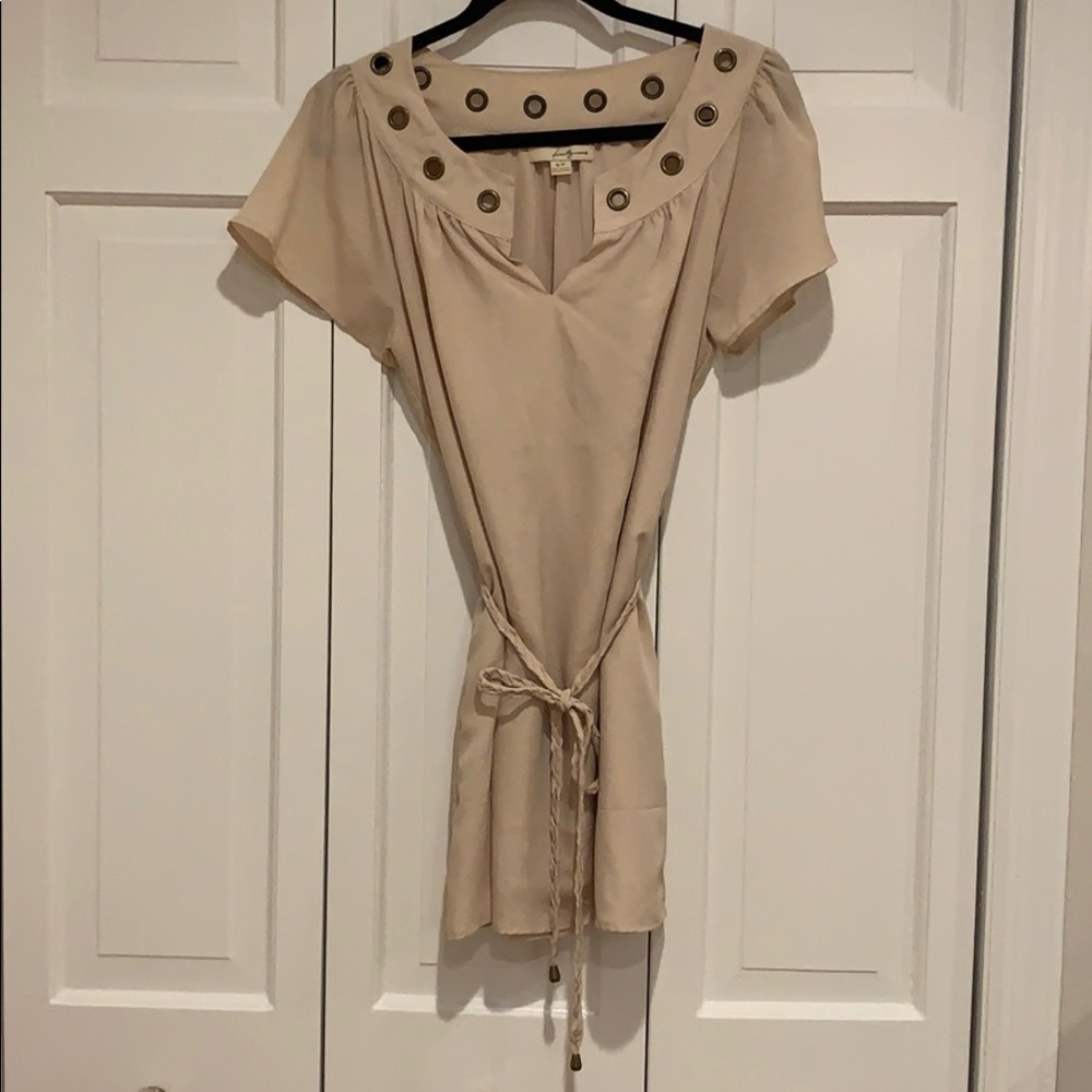 Beige flutter sleeve v-neck mini shift dress